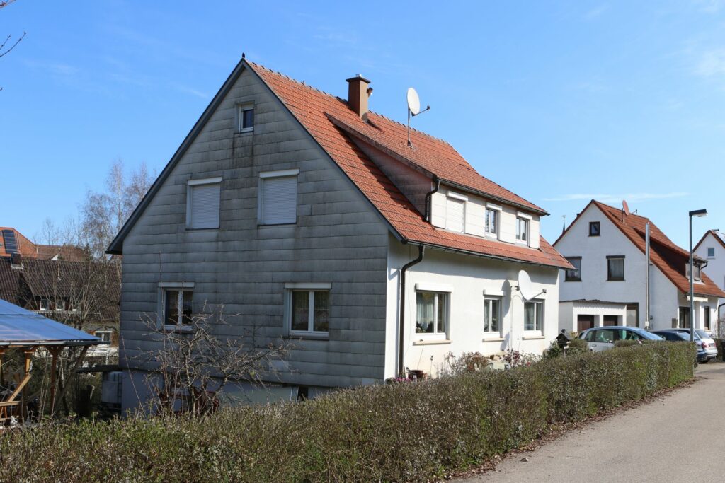 Gschwend - Auf dem Kugelwasen - Hausnummer 24 - 2020000000